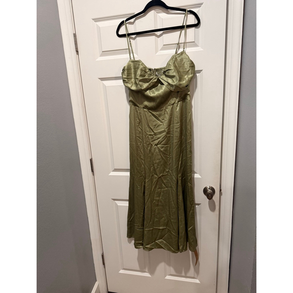 Women's Reformation Hensley Satin Midi Dress in Artichoke Green, Size 12 - Picture 7 of 10